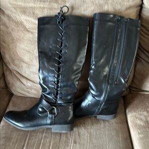 Women's Black Knee-High Boots